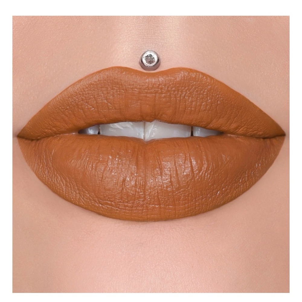 PLASTIC‎ SURGERY New in Box Jeffree Star Velvet Trap Lipstick Dark Orange Brown